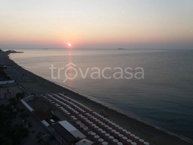 Appartamento in affitto a Oltreletimbro, Savona