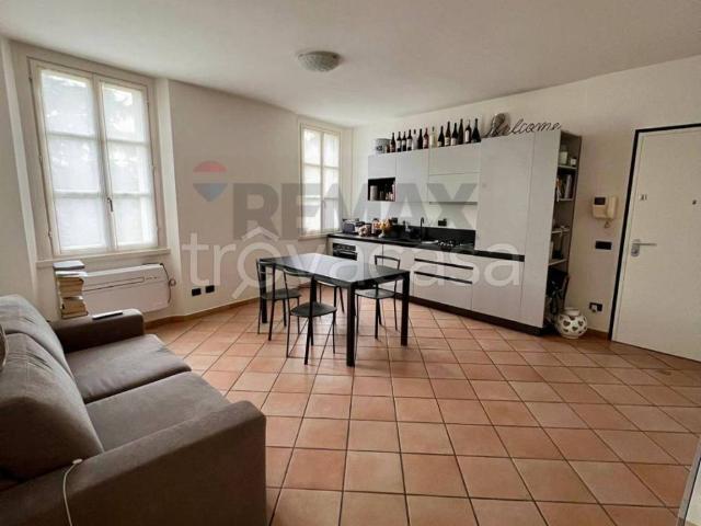 Appartamento in affitto a Tresinaro - Secchia, Re