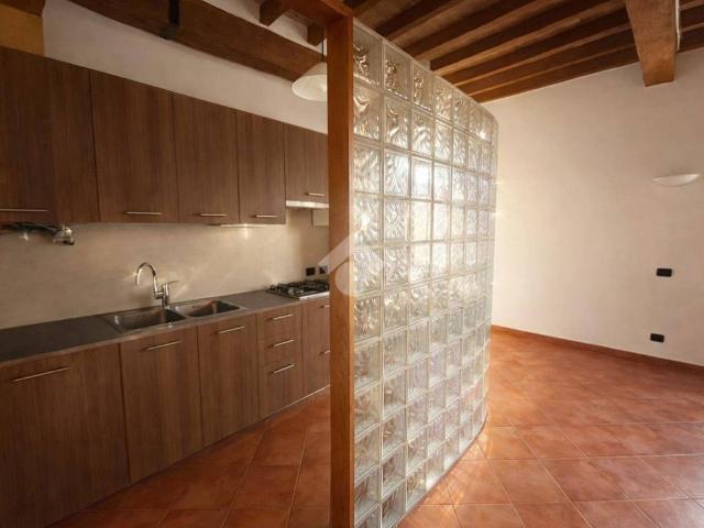 Appartamento in affitto a Tresinaro - Secchia, Re