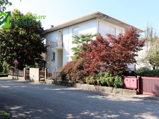 Appartamento in affitto a Schio, Veneto