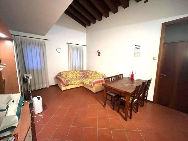 Appartamento in affitto a Schio, Veneto