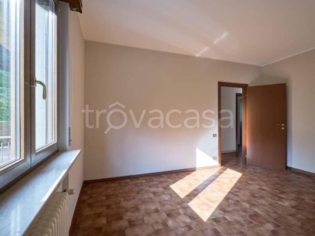 Appartamento in affitto a Comunità Montana della Valle Brembana, Sedrina