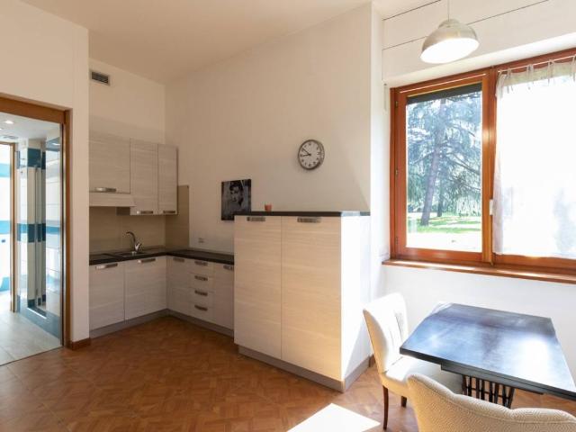 Appartamento in affitto a Rovagnasco, Segrate