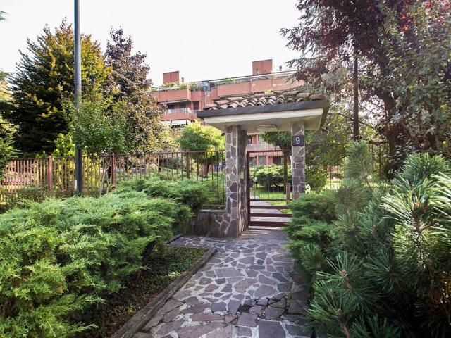 Appartamento in affitto a Redecesio, Segrate