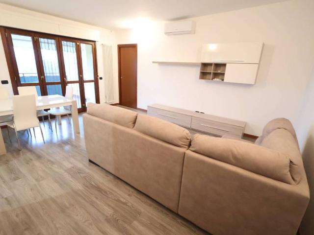 Appartamento in affitto a Lazzaretto, Seregno