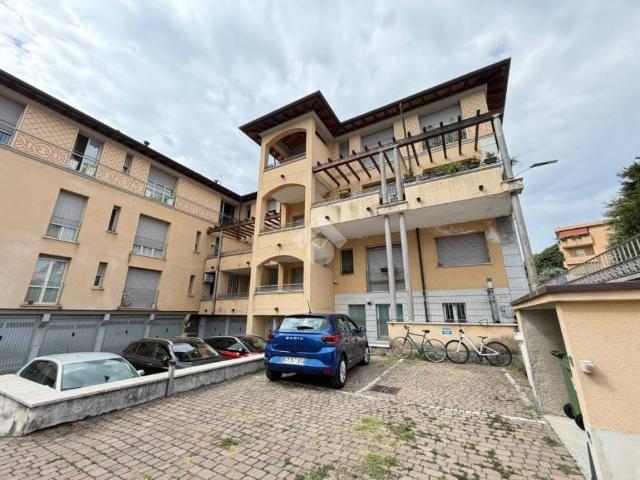 Appartamento in affitto a Santa Valeria, Seregno