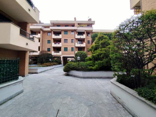 Appartamento in affitto a Santa Valeria, Seregno