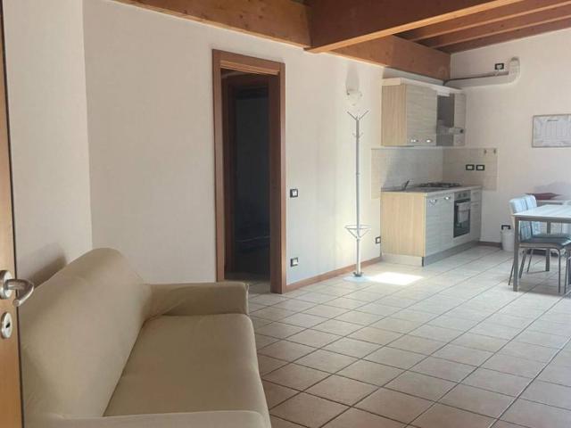 Appartamento in affitto a Paderno, Seriate