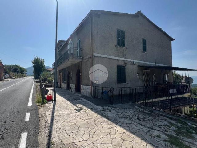 Appartamento in affitto a Serrone, Lazio
