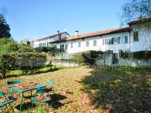 Appartamento in affitto a Sesto Calende, Lombardia