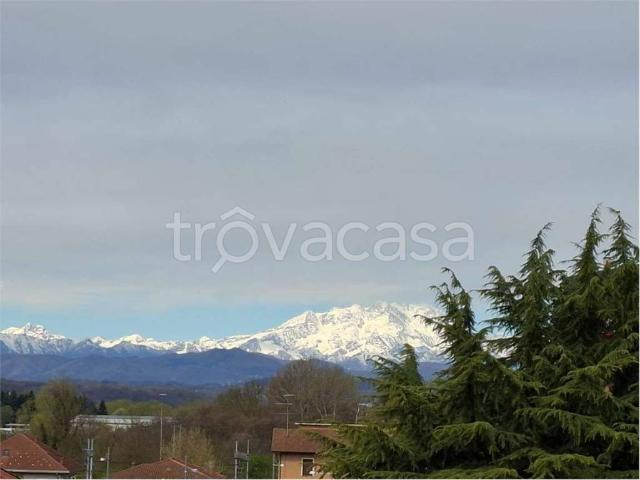 Appartamento in affitto a Abbazia, Sesto Calende