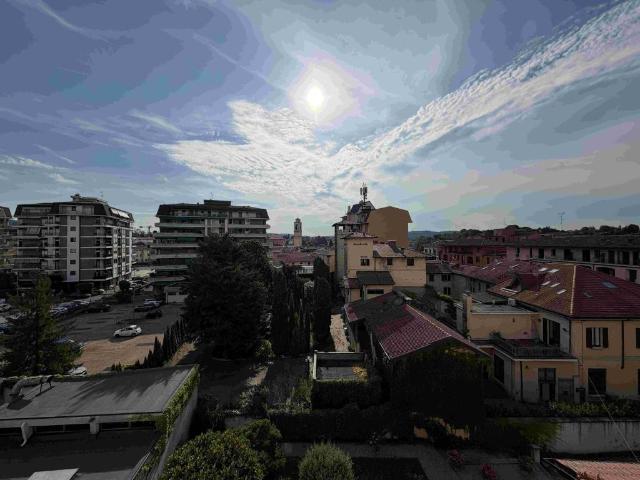 Appartamento in affitto a Abbazia, Sesto Calende