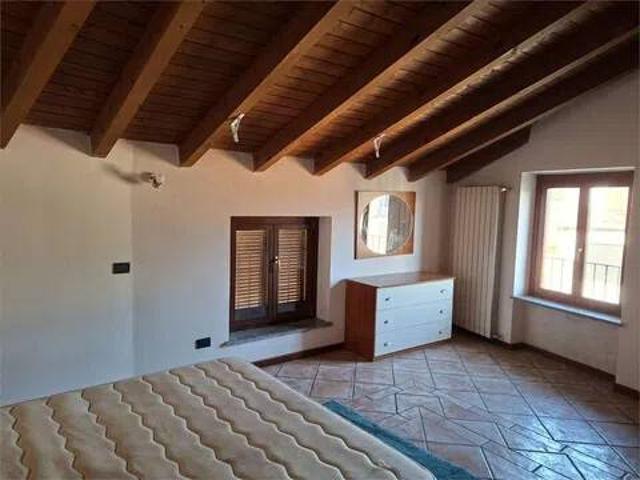 Appartamento in affitto a Abbazia, Sesto Calende