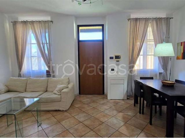 Appartamento in affitto a Abbazia, Sesto Calende