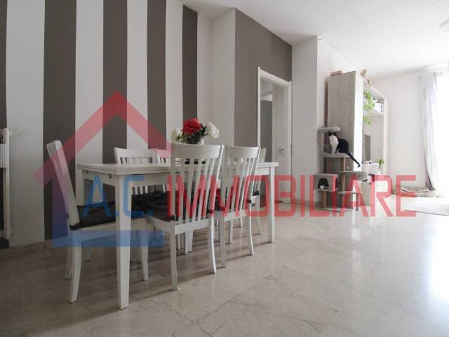 Appartamento in affitto a Oneda, Sesto Calende