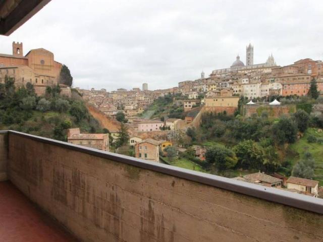 Appartamento in affitto a San Prospero, Siena