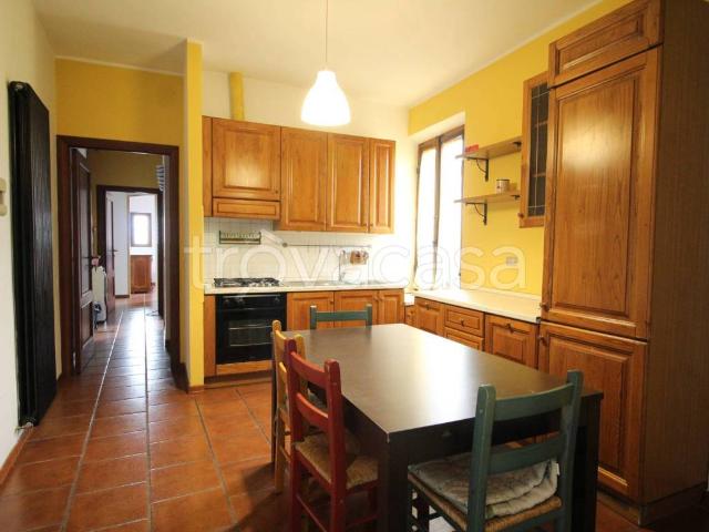 Appartamento in affitto a Due Ponti, Siena