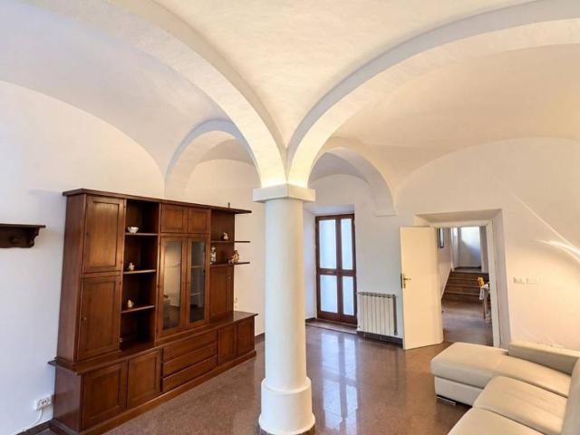 Appartamento in affitto a Signa, Firenze