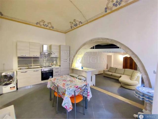 Appartamento in affitto a Ortigia, Siracusa