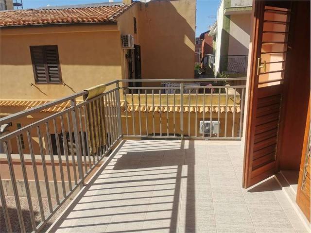 Appartamento in affitto a Grottasanta, Siracusa