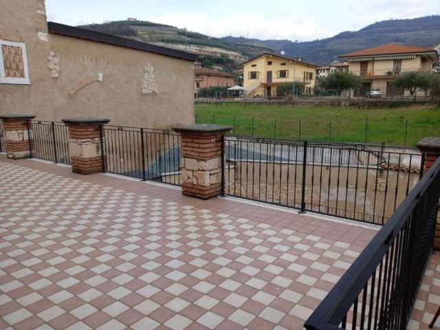 Appartamento in affitto a Soave, Verona