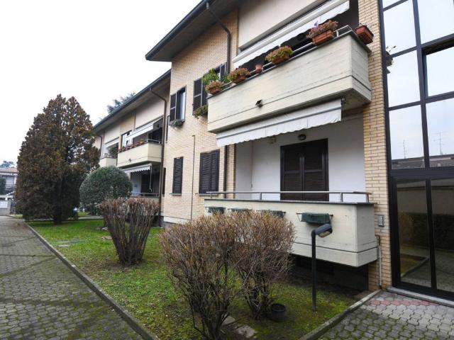 Appartamento in affitto a Solaro, Lombardia