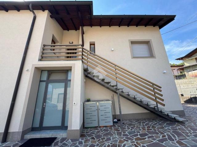 Appartamento in affitto a Solto Collina, Lombardia