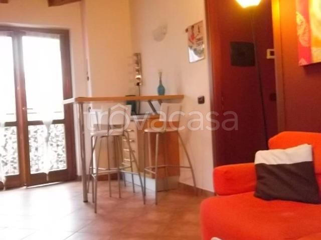 Appartamento in affitto a Mezzana, Somma Lombardo