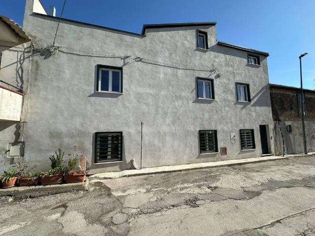 Appartamento in affitto a Somma Vesuviana, Campania
