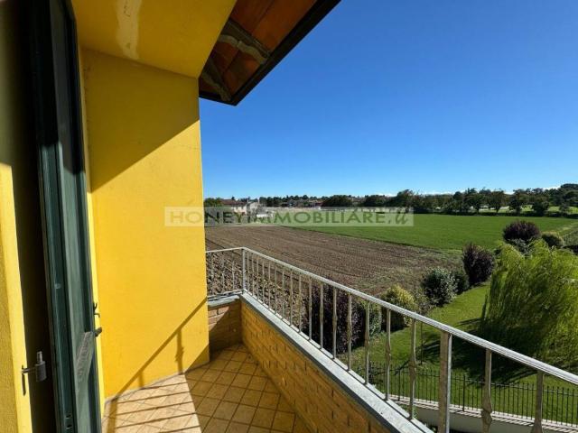 Appartamento in affitto a Soragna, Reggio Emilia