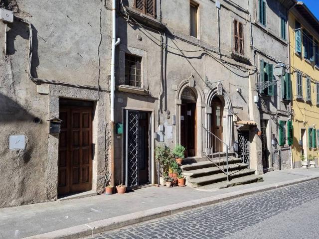 Appartamento in affitto a Soriano Nel Cimino, Lazio
