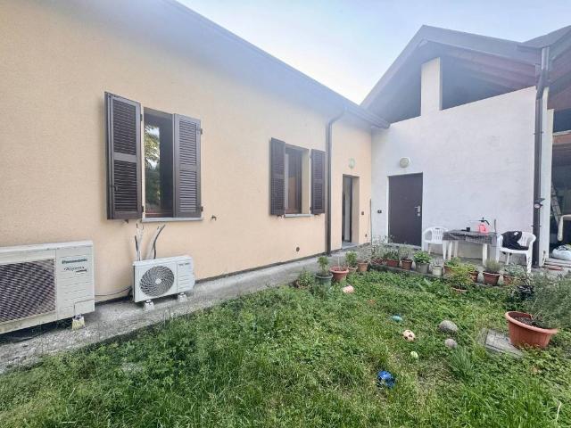 Appartamento in affitto a Sovico, Lombardia