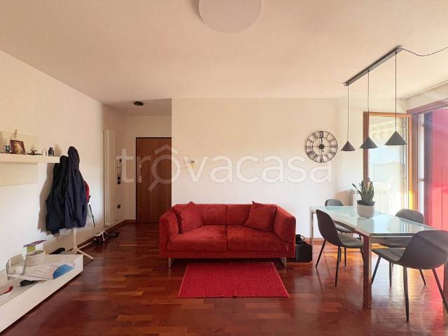 Appartamento in affitto a Tresinaro - Secchia, Re