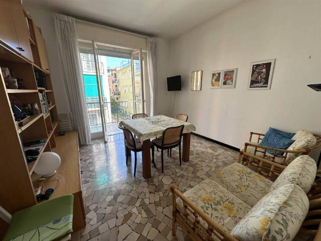 Appartamento in affitto a Spotorno, Liguria