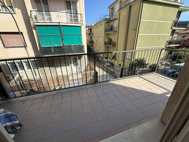Appartamento in affitto a Spotorno, Liguria