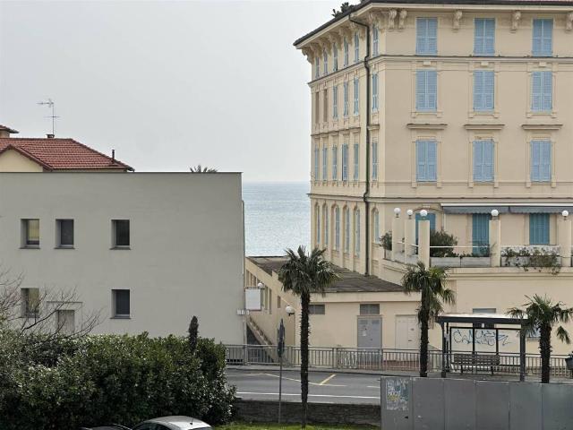 Appartamento in affitto a Spotorno, Liguria