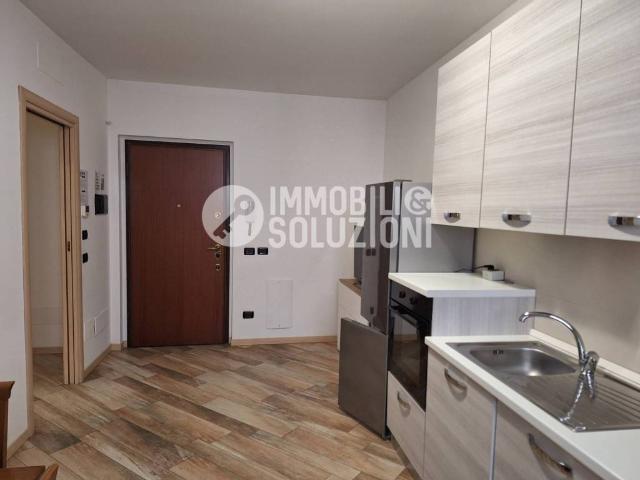 Appartamento in affitto a Stezzano, Lombardia
