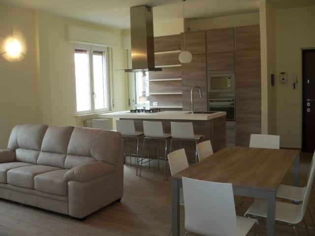 Appartamento in affitto a Stradella, Lombardia