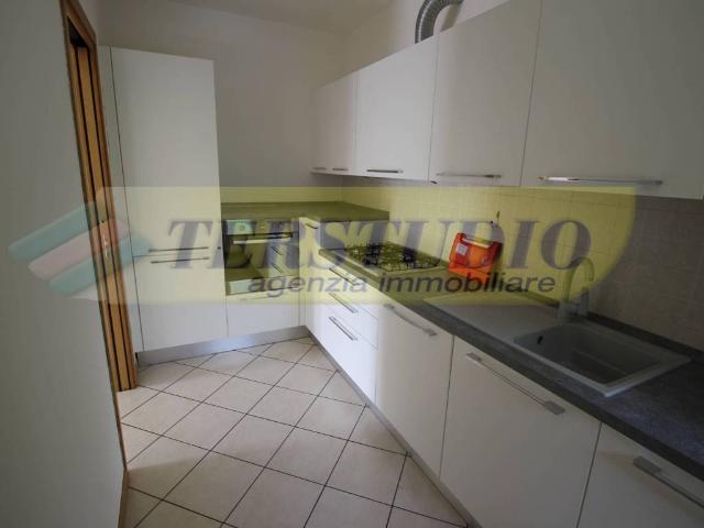 Appartamento in affitto a Strozza, Lombardia