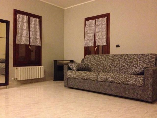 Appartamento in affitto a Suzzara, Lombardia