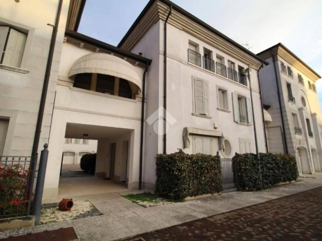 Appartamento in affitto a Suzzara, Lombardia