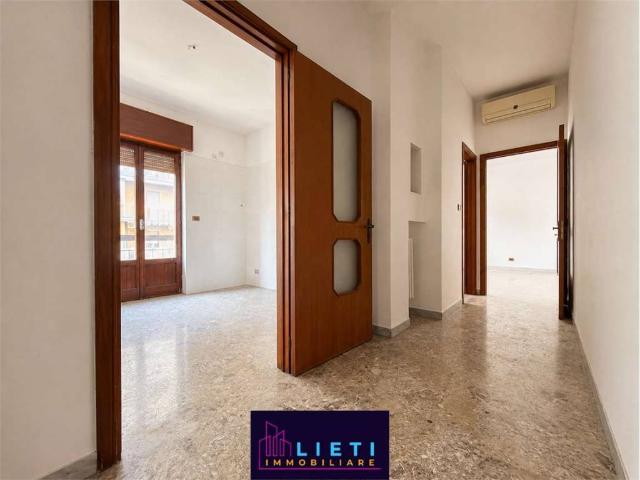 Appartamento in affitto a Puglia, Taranto