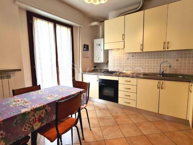 Appartamento in affitto a Teglio, Lombardia