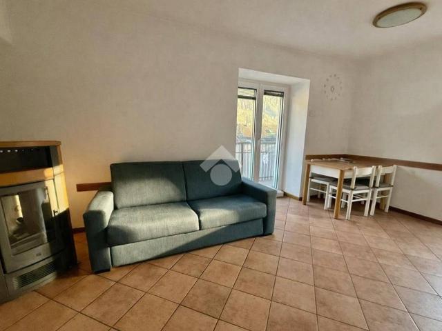 Appartamento in affitto a Comunità montana della valle Camonica, Temù