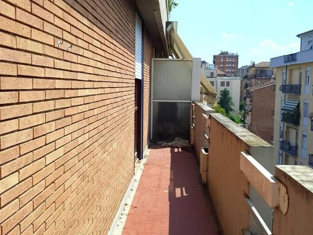 Appartamento in affitto a Città Giardino, Terni