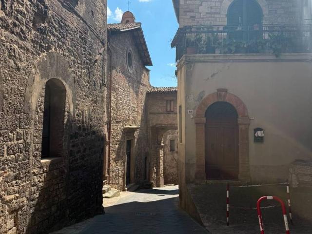 Appartamento in affitto a Izzalini, Umbria