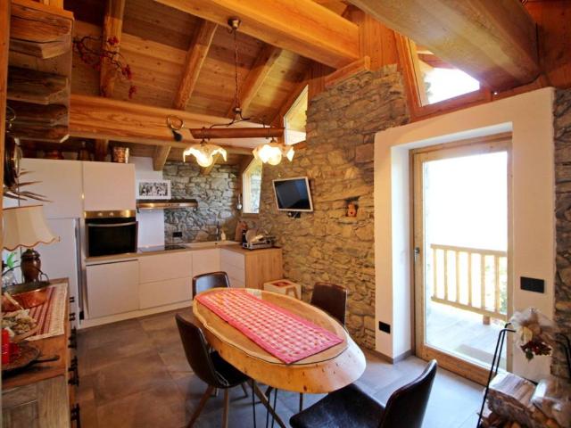 Appartamento in affitto a Torgnon, Chatrian