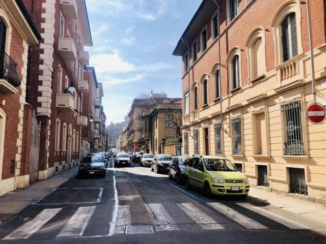 Appartamento in affitto a Circoscrizione 8, Piemonte