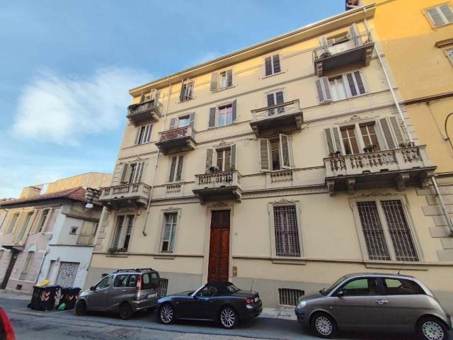 Appartamento in vendita a Borgo Po, Torino