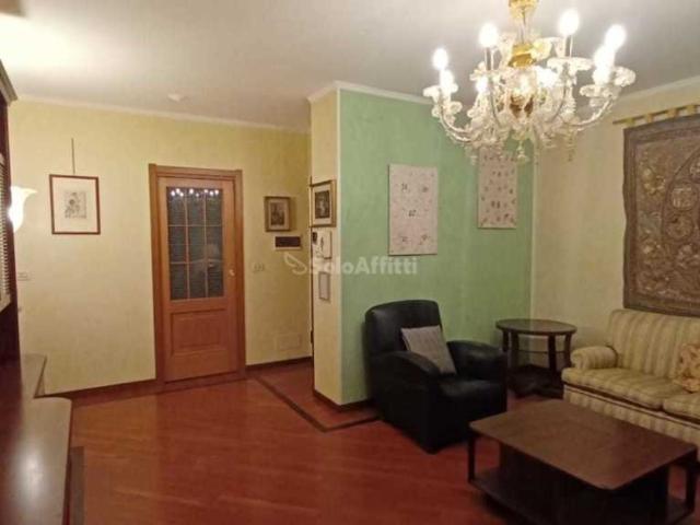Appartamento in affitto a Circoscrizione 8, Piemonte